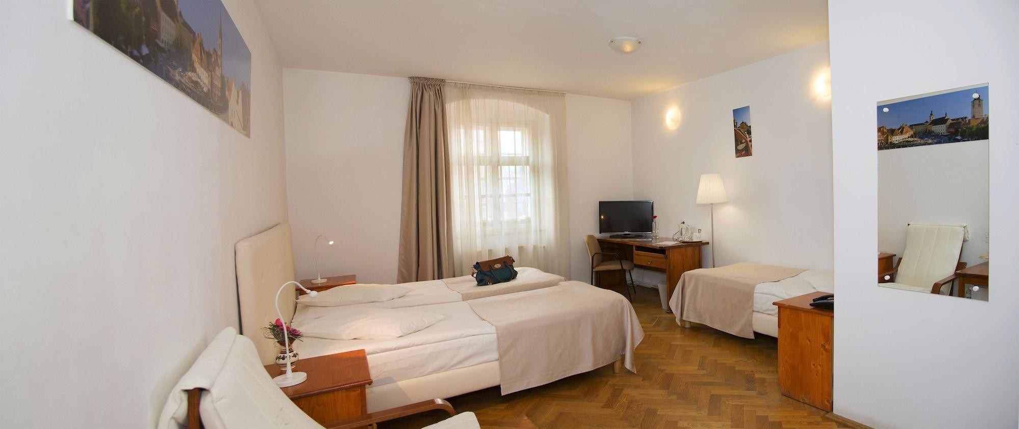 Casa Luxemburg- Newly Renovated 3*