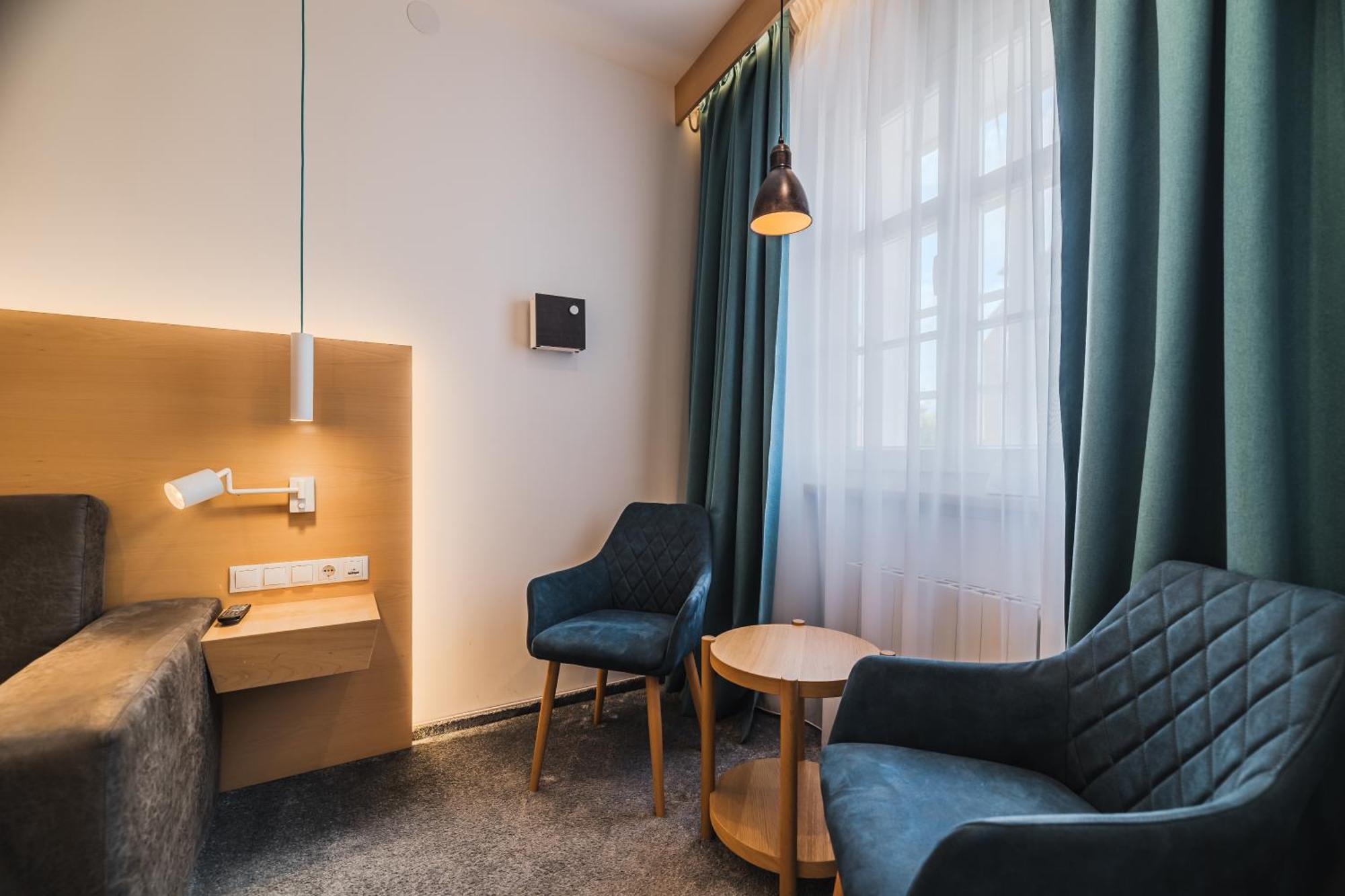 Casa Luxemburg- Newly Renovated Hotel
