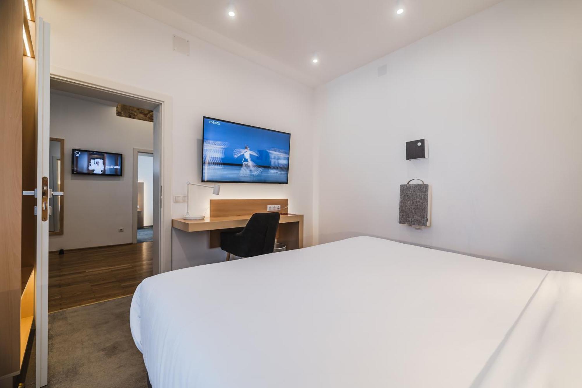Casa Luxemburg- Newly Renovated 3* Sibiu