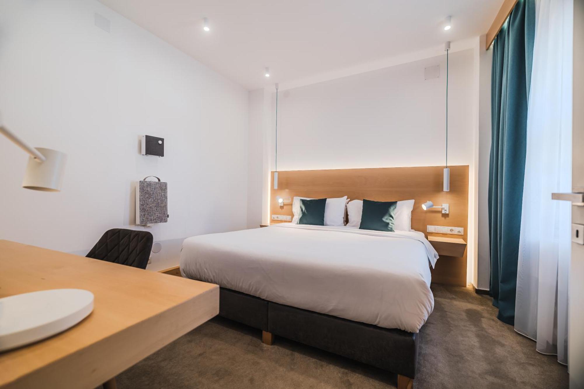 Casa Luxemburg- Newly Renovated Hotel 3*