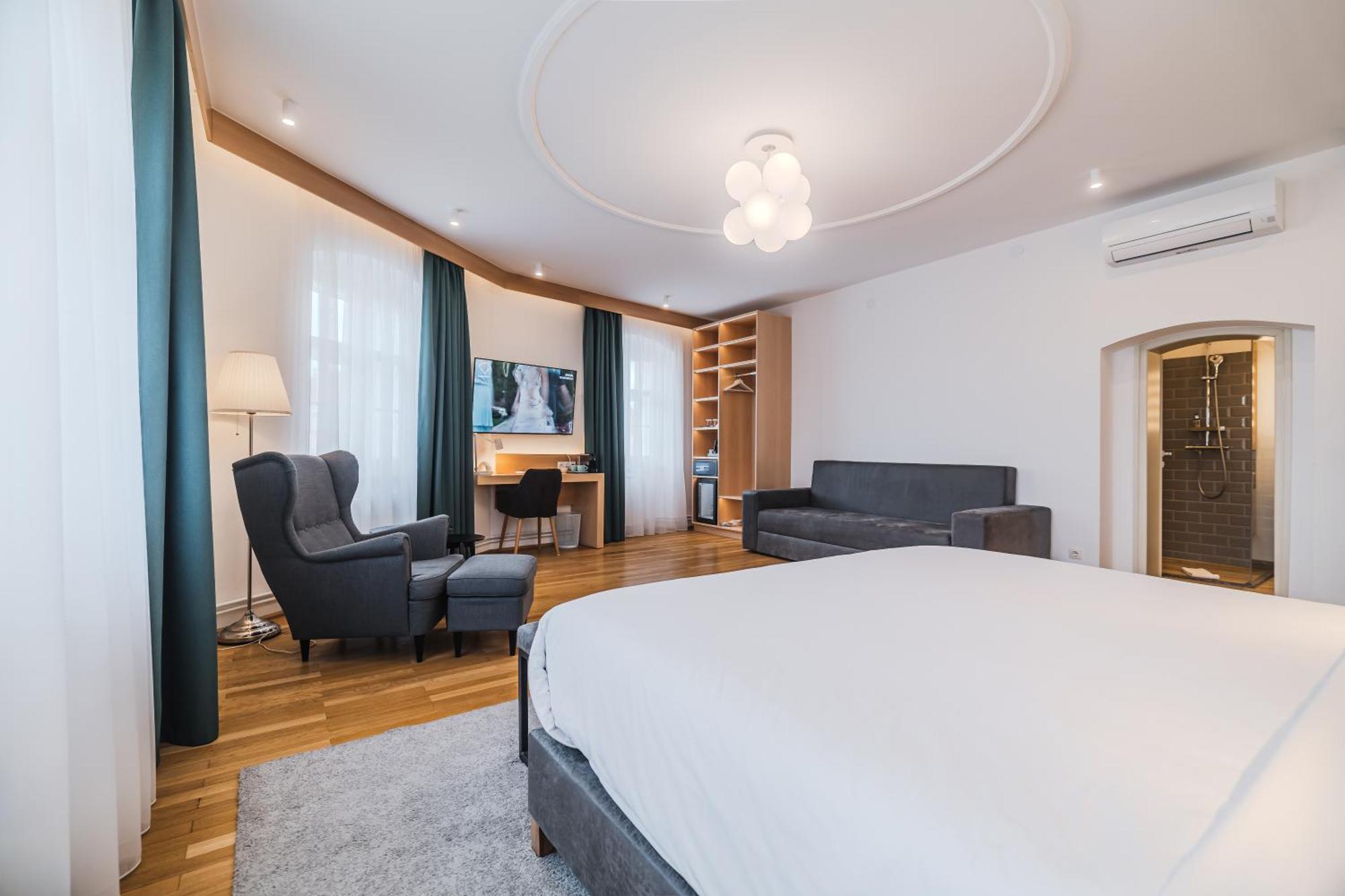 Casa Luxemburg- Newly Renovated 3* Sibiu
